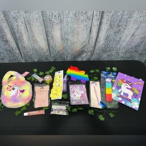 #064 13pc Unicorn Theme Bundle Set
